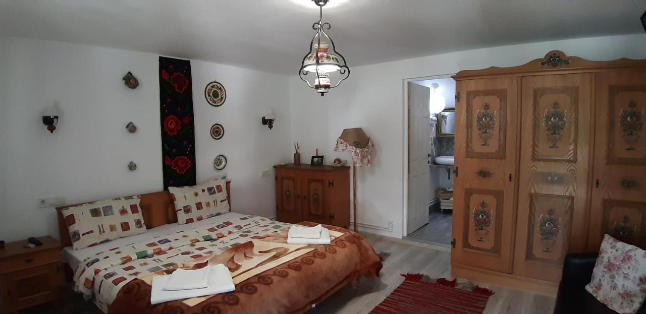 Pensiunea Casa Godja Văleni Kamer foto
