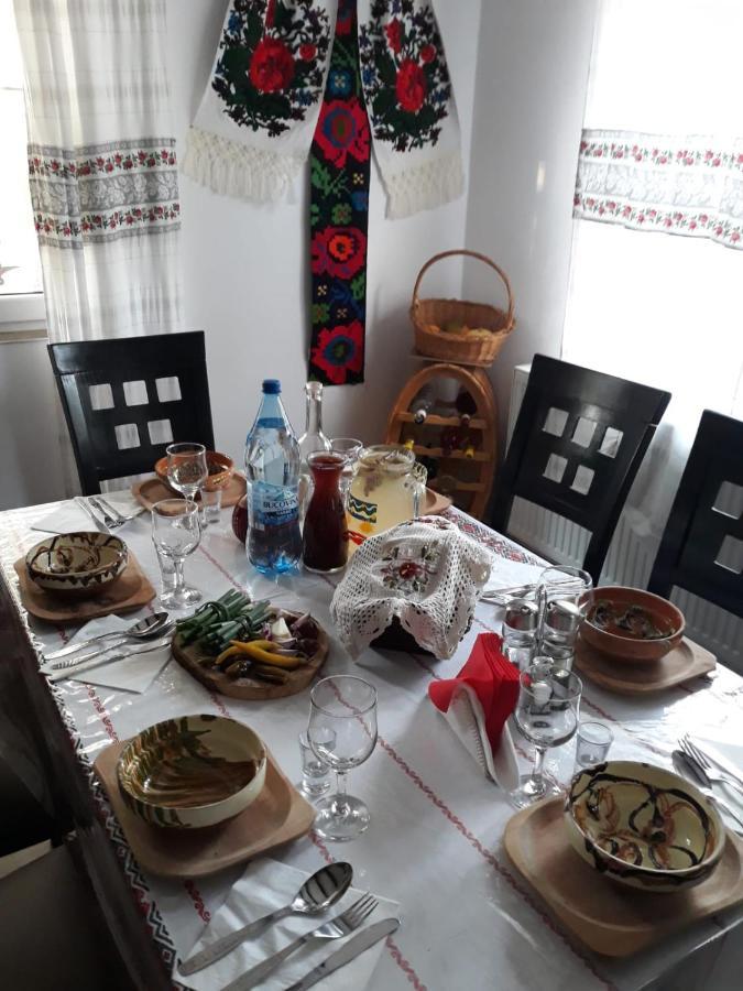 Pensiunea Casa Godja Văleni Buitenkant foto