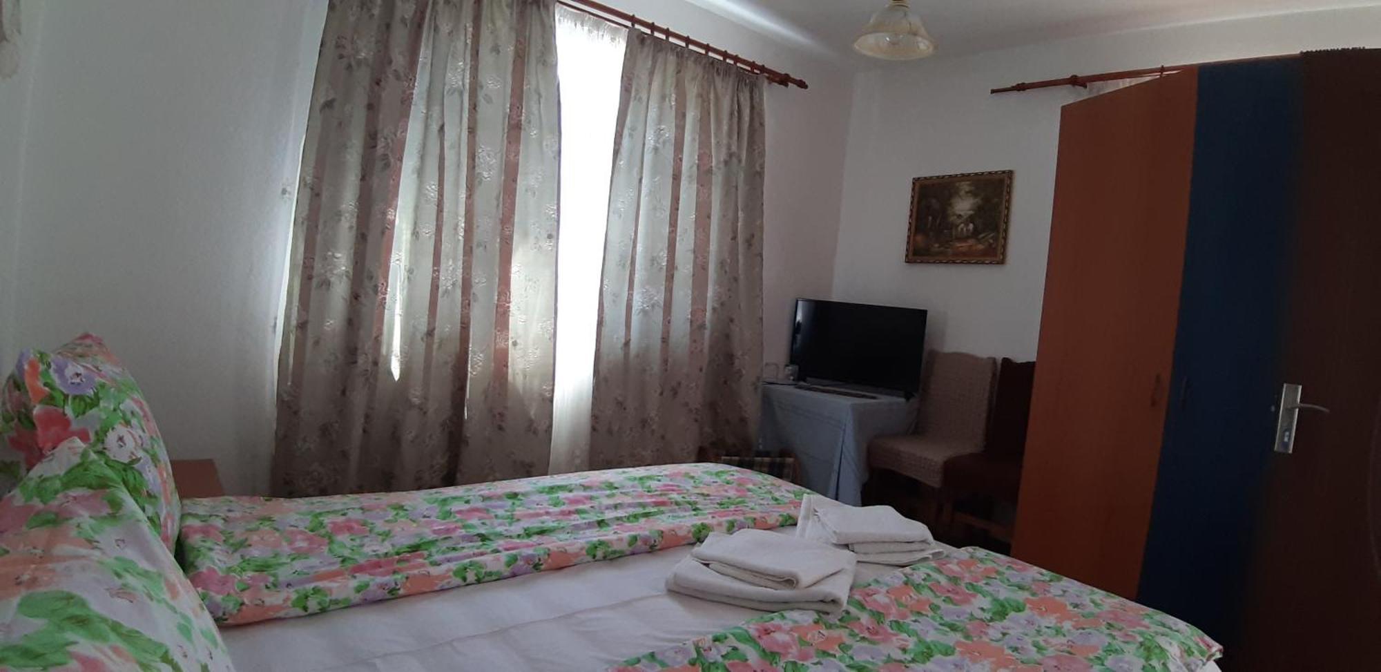 Pensiunea Casa Godja Văleni Kamer foto