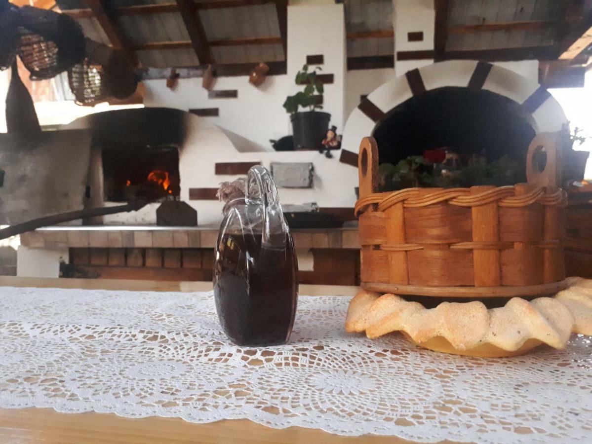 Pensiunea Casa Godja Văleni Buitenkant foto